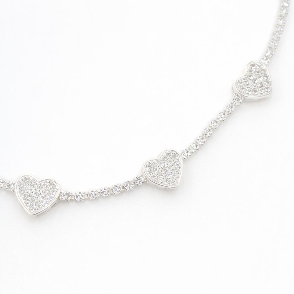 Cadena cinco corazones